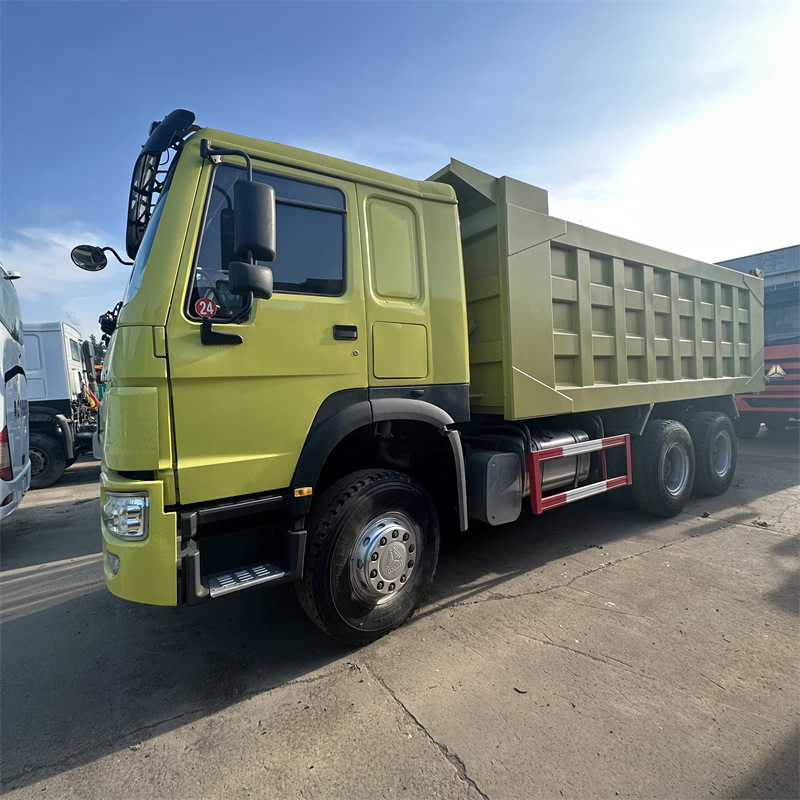 前二后四自卸车 6.8米可出口渣土车 承载能力强翻斗车工程车出口