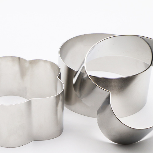 Stainless steel thickened mousse ring four-inch cake mold set with plum blossom and heart shapes, 5CM baking tools