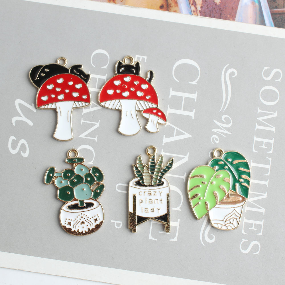 Alloy Material 10 PCS/Package Alloy Plant Mushroom Pendant