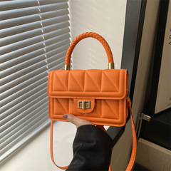 質感時尚女士手提包2024春季新款通勤斜挎包菱格繡線小方包潮