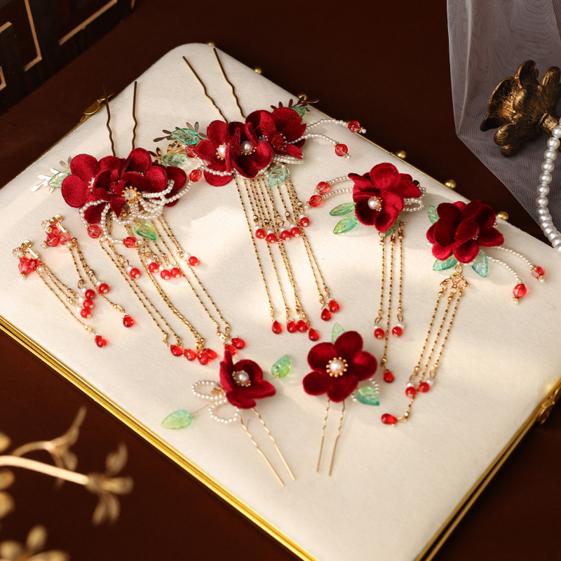 New Chinese-style bride's red velvet flower headpiece, Xiuhe dress wedding styling set, cheongsam toasting dress hair accessory set for women New Chinese-style bride's red velvet flower headpiece, Xiuhe dress wedding styling set, cheongsam toasting dress hair accessory set for women