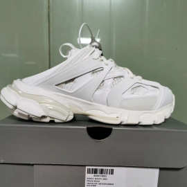 Wholesale 巴黎半拖老爹鞋女厚底增高透气运动休闲包头凉拖