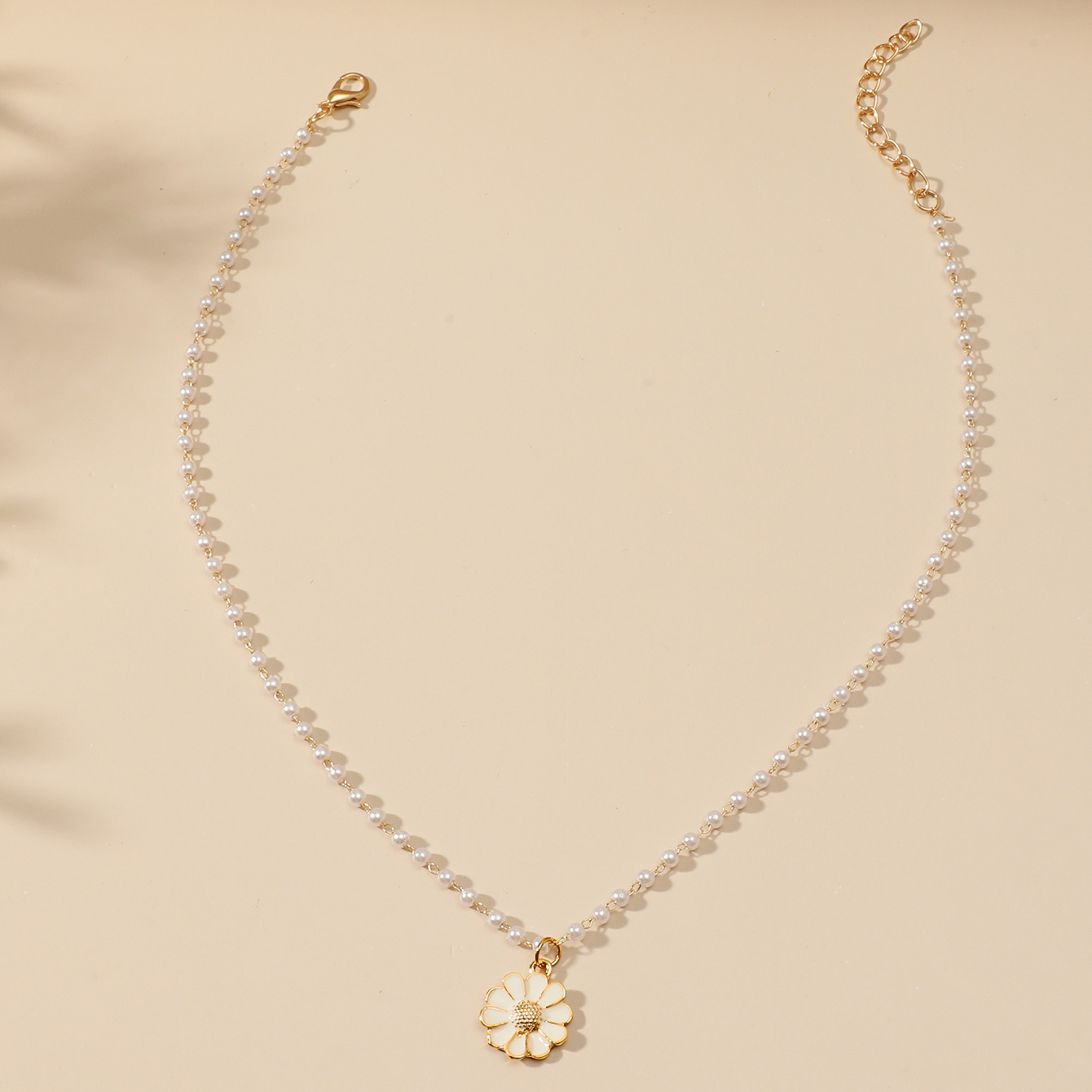 Korean small flower pearl necklace