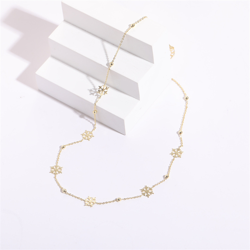 Simple Style Snowflake Copper Necklace