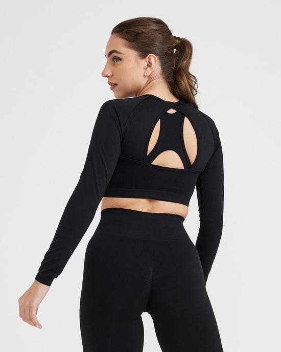 Effortless-Seamless-Long-Sleev