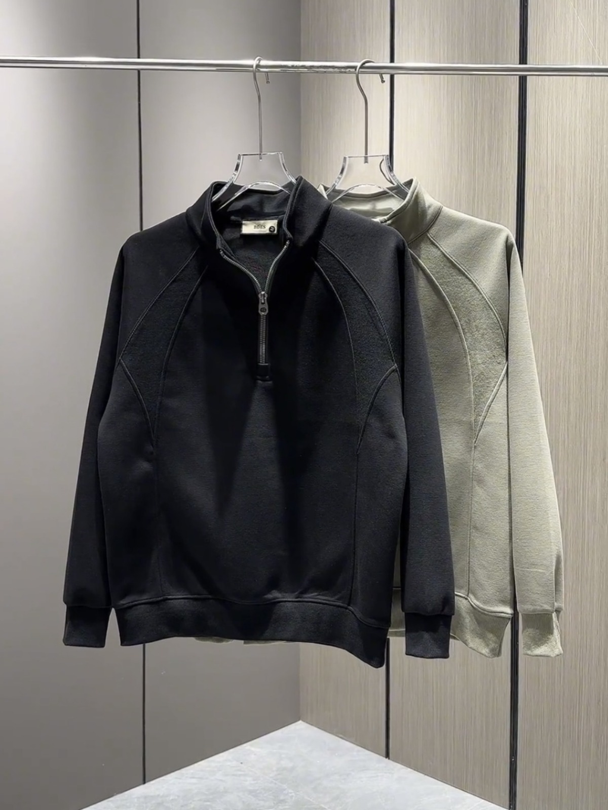 Men's Half Zip Sweatshirt Stand Up Collar Long Sleeve Casual Top_voghion.com