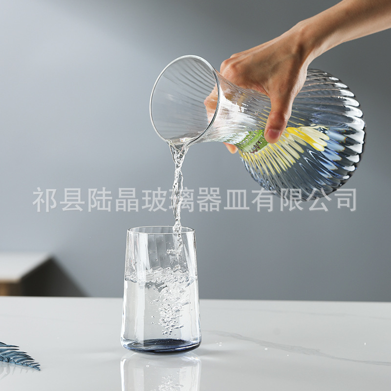 Copa de vino de vidrio retorcido de estilo europeo copa de vino creativa copa de whisky taza de cóctel personalizada conjunto de vino