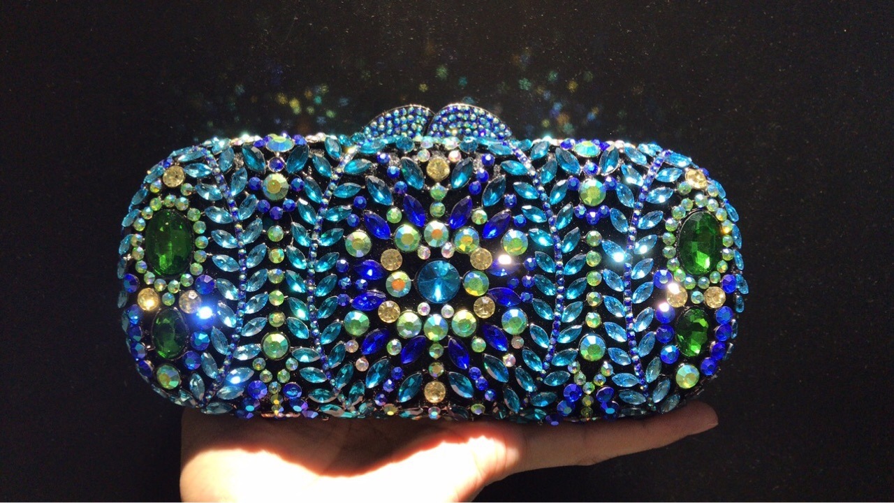 Daiwei fábrica de sirena transfronteriza bolsas de cena de diamantes bolsas de mano de diamantes europeas y estadounidenses bolsas de embrague