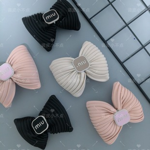 Ь���ϵĺ����Y���Ů�߸�ЬЬ���b�ͯЬ�����Y�����ɫƤ�|Ь��