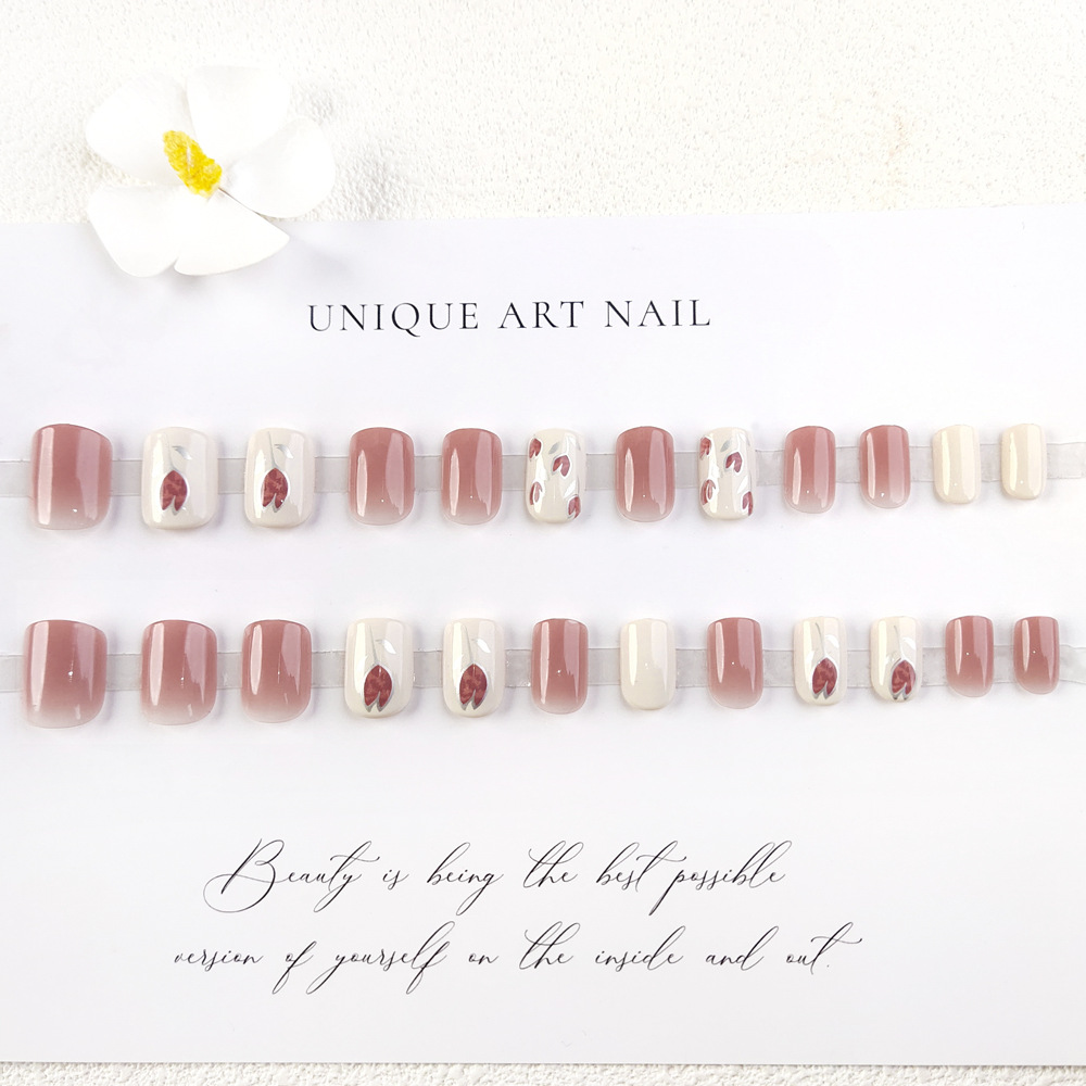 El comercio exterior más vendido blush gradiente usar uñas elegantes tulipanas manicure 24 piezas de parche de uñas en Europa image 4