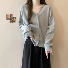 欧美实拍新款V领卫衣女春秋薄款宽松纯色单排扣开衫上衣短款外套