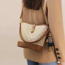 ����Ůʽ2025�¿��ﶬˮͰ��б���bags�߼�������μ�ͨ��Ů��