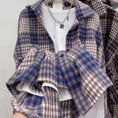 【現物】毛を磨いて毛を厚くします。格子シャツの女性はゆったりしています。