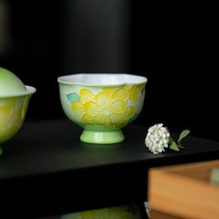 手描きの春の花の工夫の杯の手作りの花の口の主人の杯の陶磁器の品茗杯の中国式の個人の専用の花びらの杯