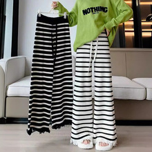 �ڰ��������ȿ�Ů�ļ����������˶�����ɴ����ϵ�����ɳڸп���