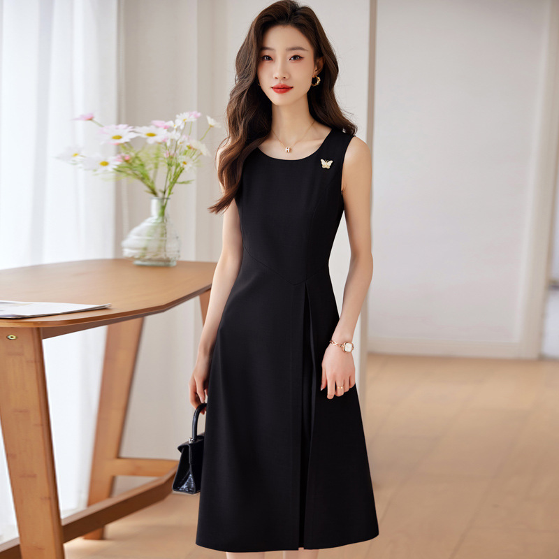 High-end Black Dress Women's Summer New French Style Elegant Small Size Slimming Formal Midi Dress Spring