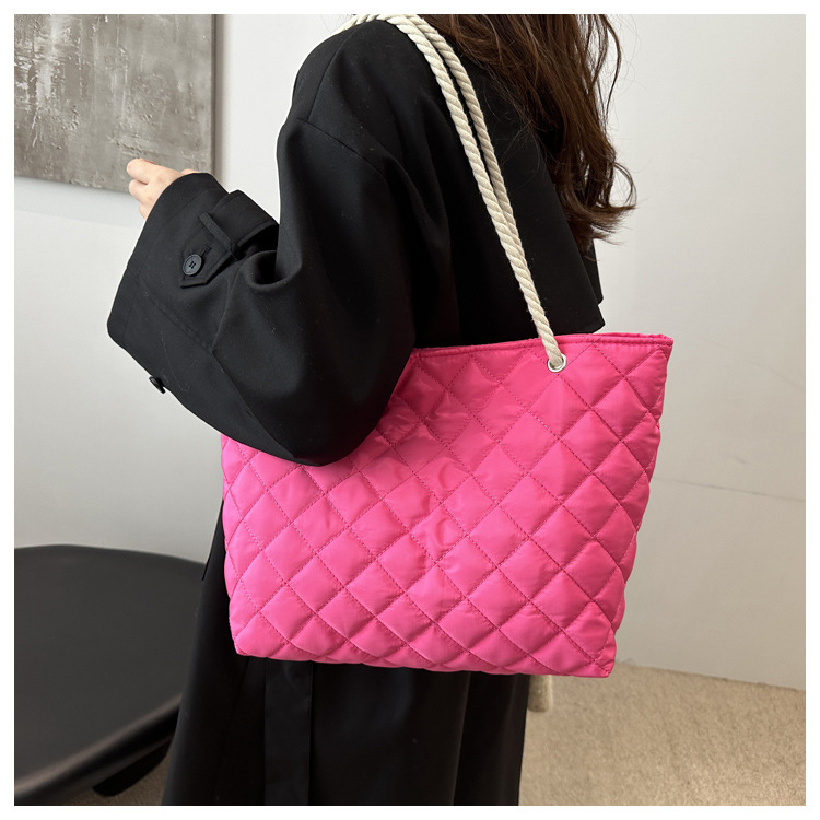 166g Weight Polyester Lining Material Sewing Thread Fashion Element Zipper Closure Type Double Shoulder Straps Strap Type Tote Bag Bags Type Casual, Daily, Shopping Occasion Nylon Material Solid Color, Lingge Pattern Autumn&Winter Season Women's Gender Classic Style Style Square Shape Women's Nylon Solid Color Lingge Classic Style Sewing Thread Square Zipper Tote Bag 9