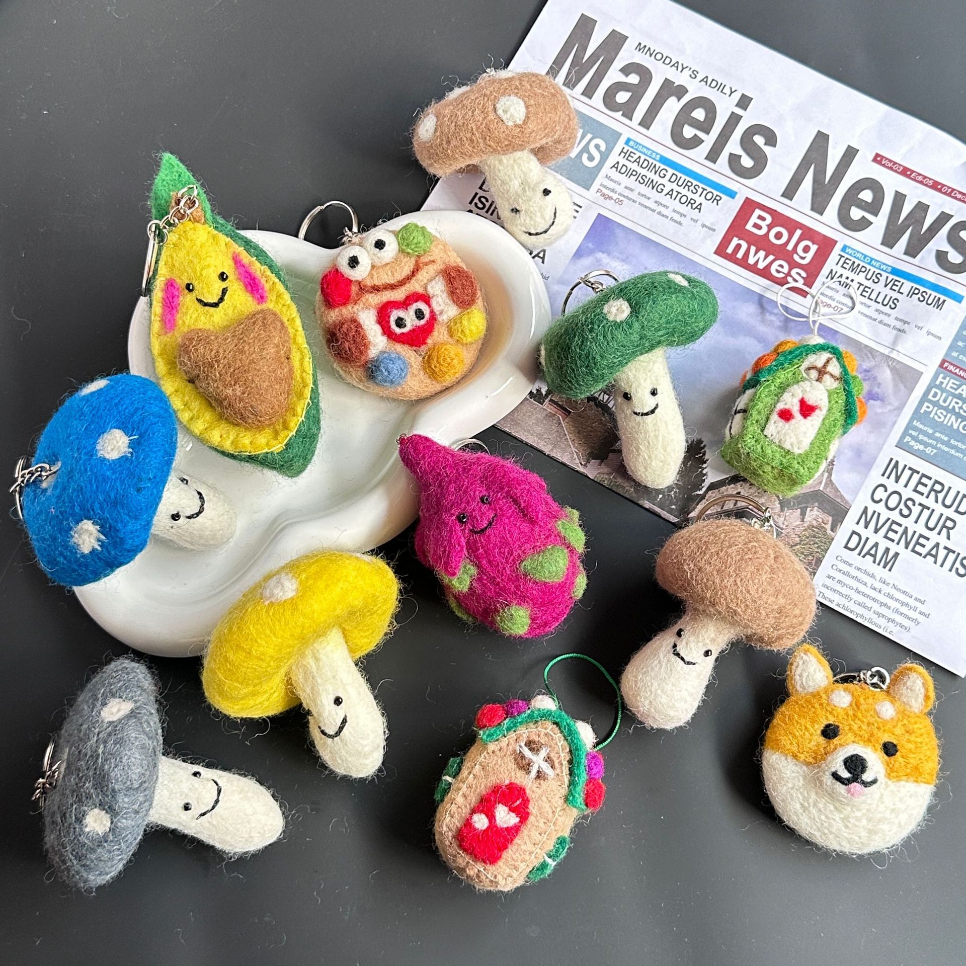 100g Weight Bag Pendant, Keychain Classification 1 Piece Quantity Holiday, Daily Occasion wool felt Material Fruit, Vegetable Pattern Cute Style 1 Piece Cute Fruit Vegetable Wool Felt Bag Pendant Keychain 2
