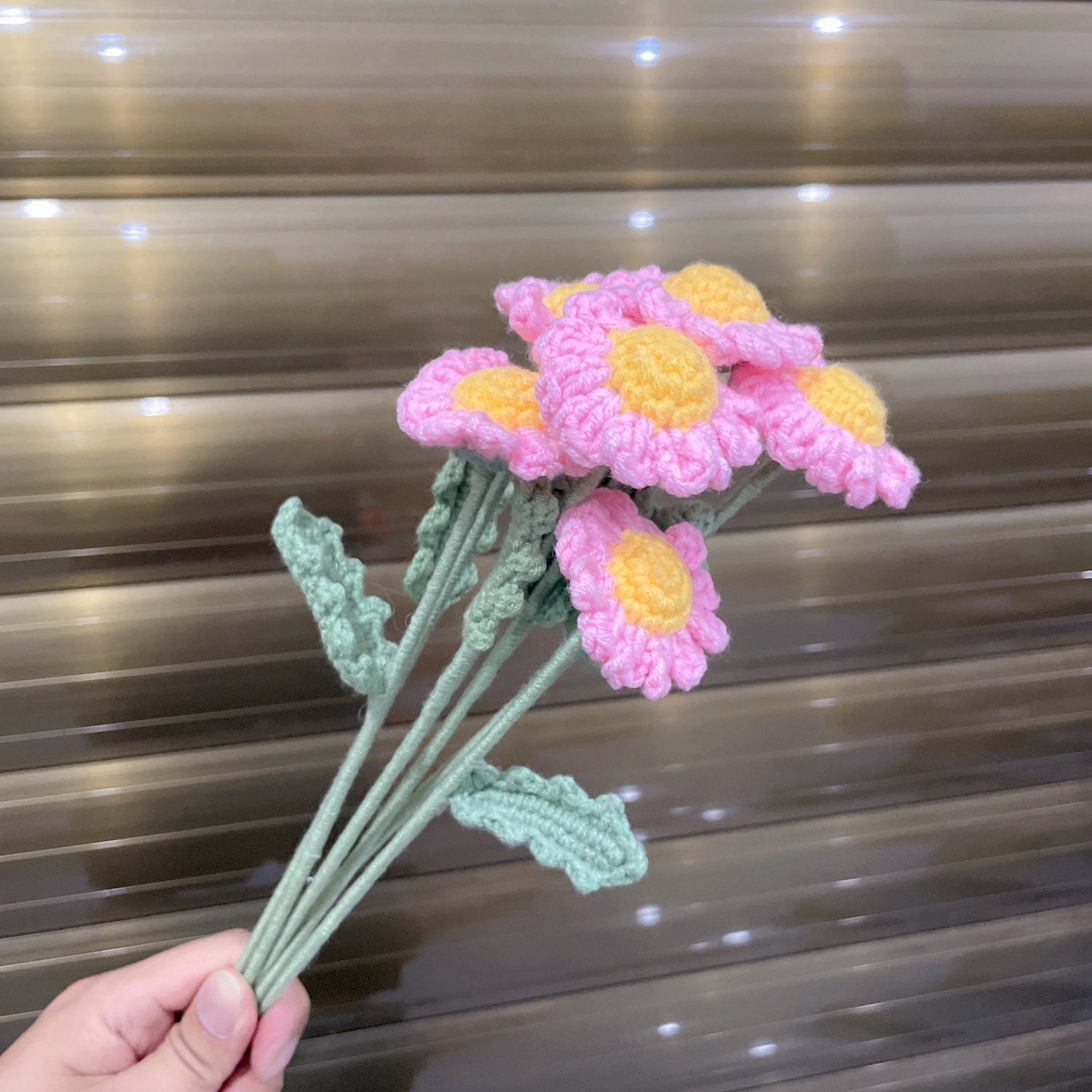 Lily tejido a mano acabado rosa Lily Tulip flor artificial lana ramo regalo