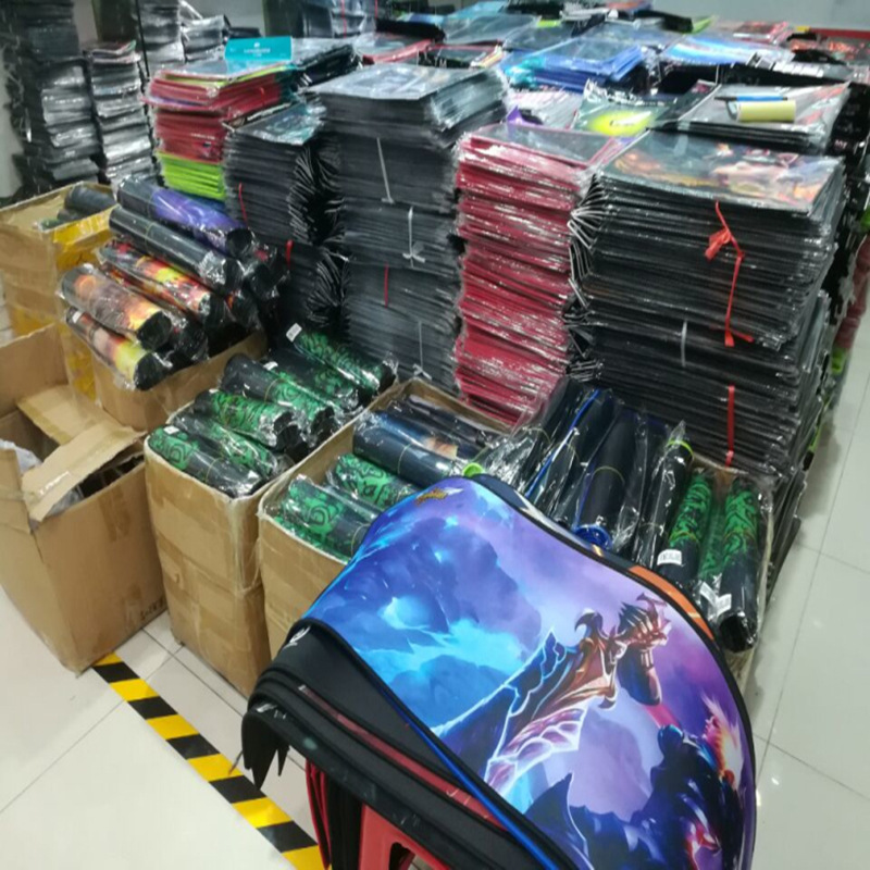 800滑鼠墊堆貨圖