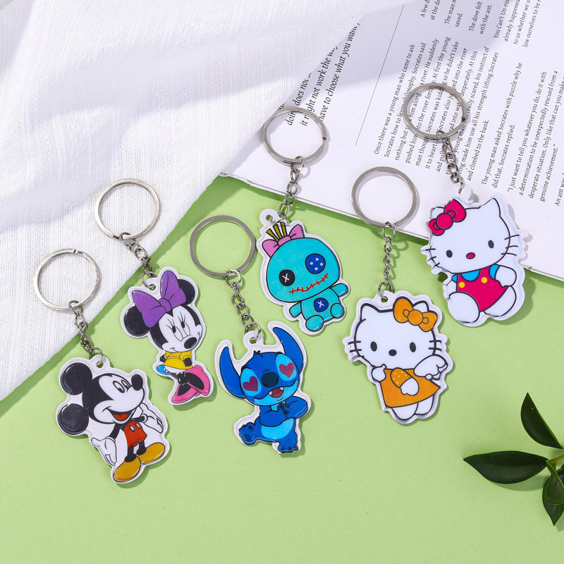 Cute llavero Stuy Boy dibujos animados colgante kt gato Mickey Minnie patrón accesorios bolsos de estudiantes