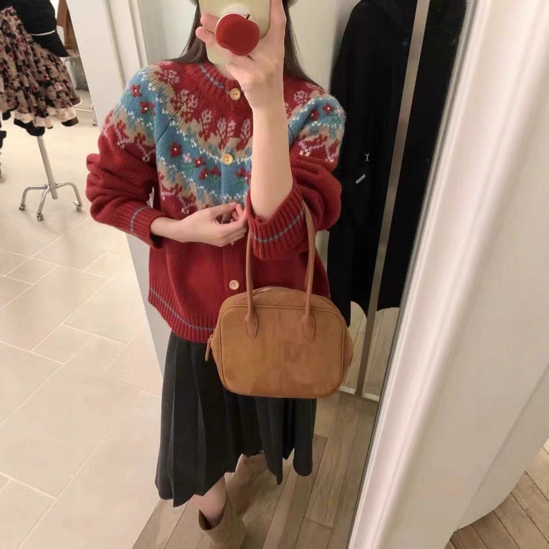 Nordic Fair Isle Knitted Cardigan Vintage Jacquard Sweet Style Petite Autumn Winter Christmas Sweater Women's Jacket Nordic Fair Isle Knitted Cardigan Vintage Jacquard Sweet Style Petite Autumn Winter Christmas Sweater Women's Jacket