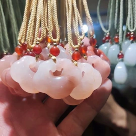 玉器工艺品;宝石工艺品;吊坠