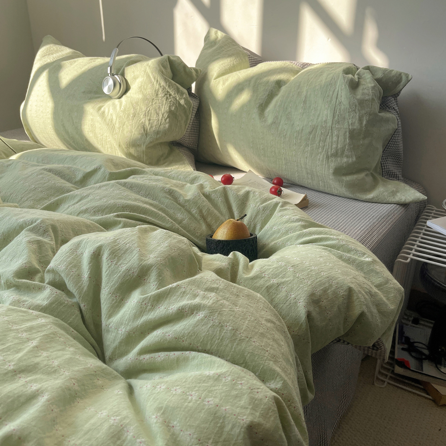 Minimalist Japanese Style Washed Cotton Bedding Set Four Pieces_voghion.com