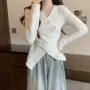 不规则交叉打底秋季毛衣