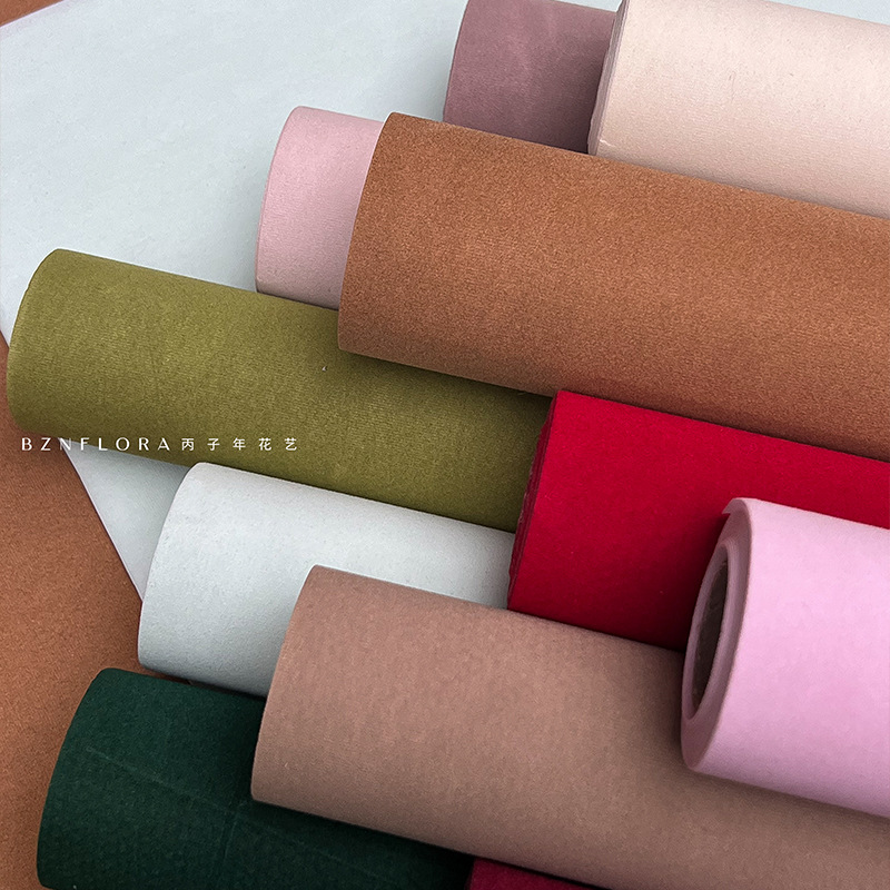 新品天鹅丝绒防水礼品包装韩式鲜花包装纸花店花束包花纸材料