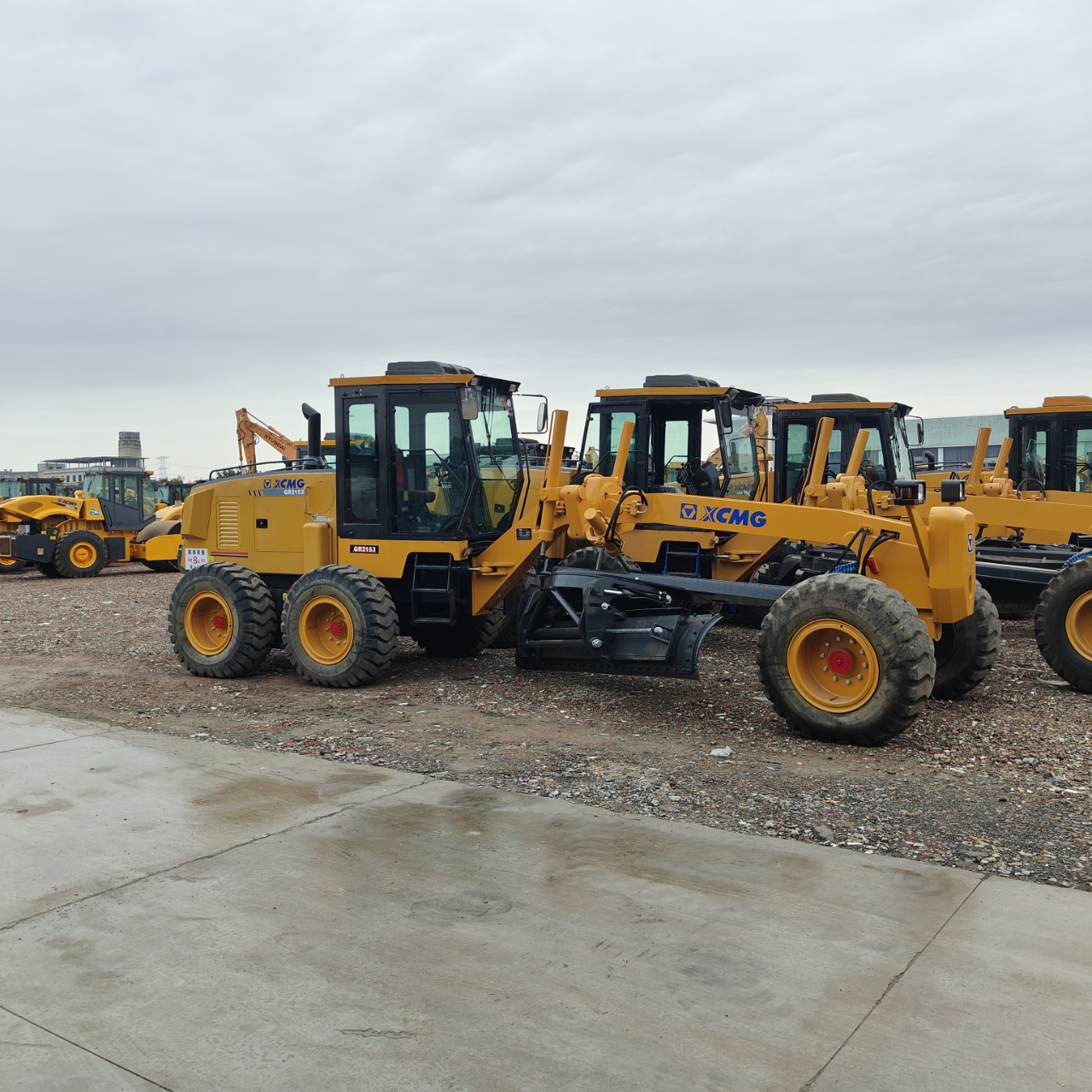 外贸优惠供应 徐工180徐工215卡特140H卡特140GCAT140K平地机出口