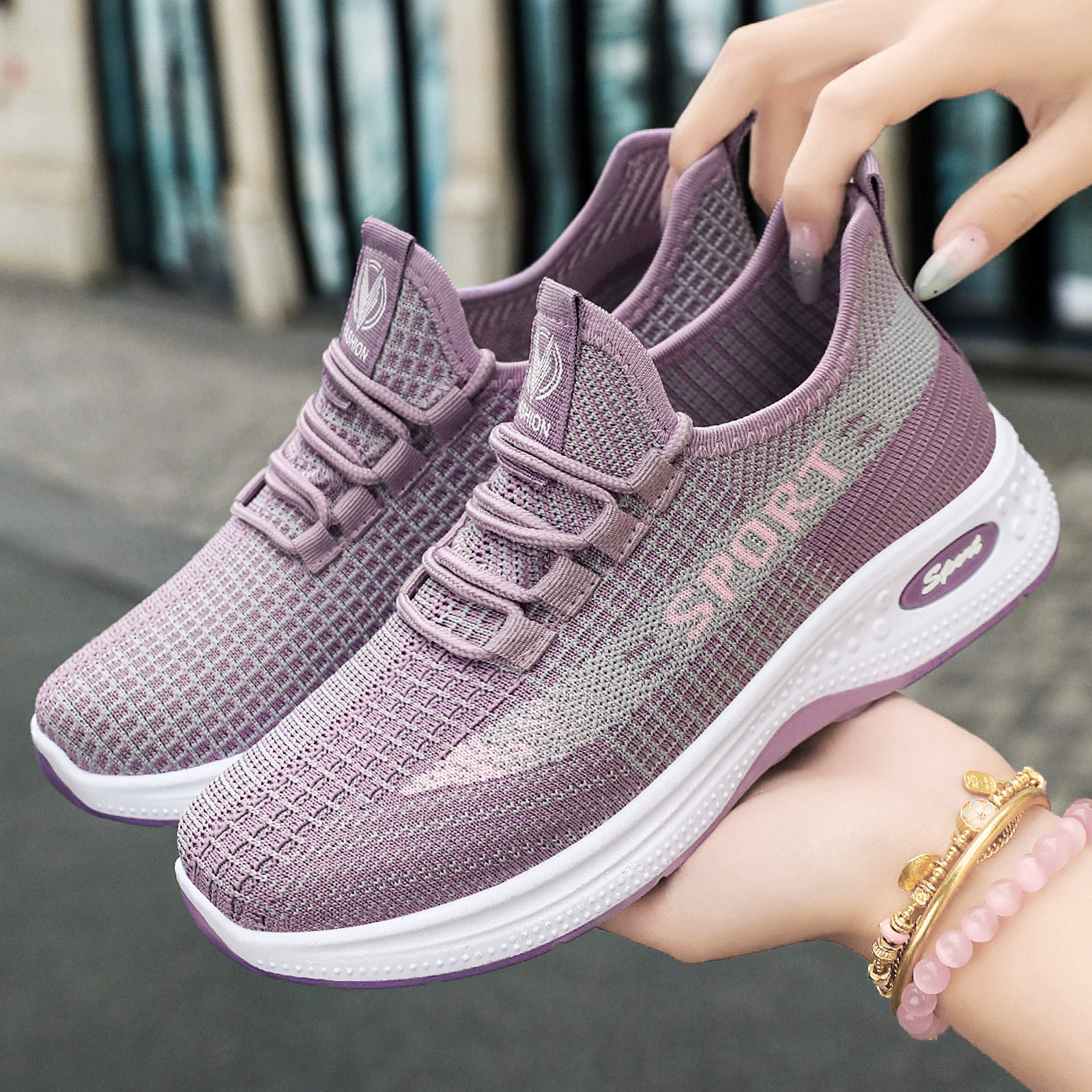 Женская обувь, новая летняя спортивная обувь, дышащие кроссовки для бега с мягкой подошвой, легкие одиночные туфли, амортизирующие туфли на шнуровке для женщин