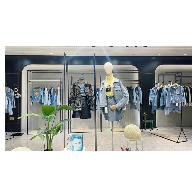 Роуз джинсовая куртка весенняя женская мода 2022