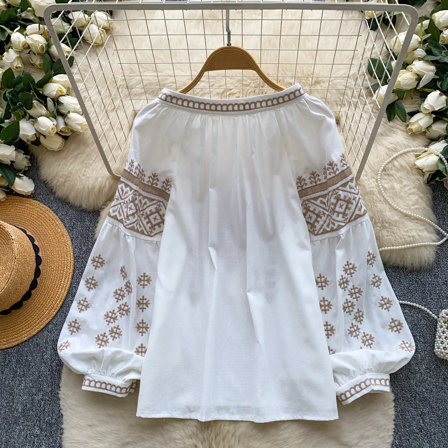 Women's Retro Embroidered Ethnic Style Shirt Skin Friendly Breathable Loose Fit Slimming Tie Waist Lantern Sleeves Long Sleeves Commuter Top_ecoleips.com