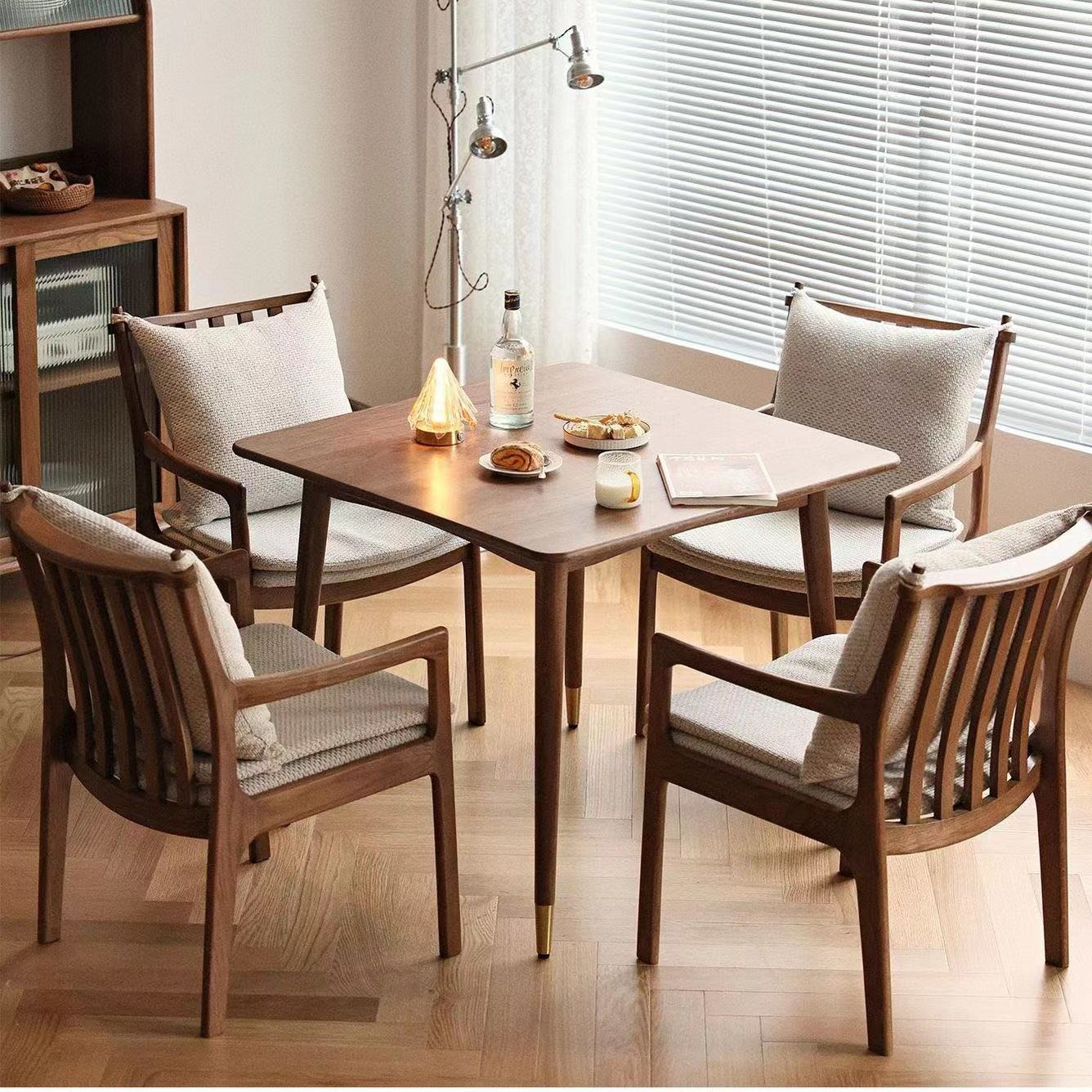 北欧实木橡木方桌小户型餐厅方形餐桌椅组合现代日式方桌子洽谈桌