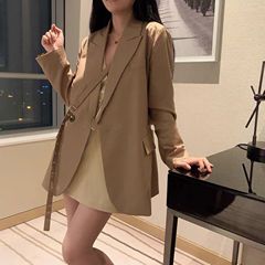 2025设计感系带不规则老钱风卡其休闲西装外套女