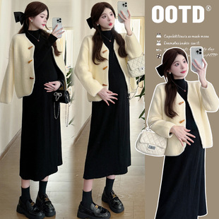Hot Mom's Breastfeeding Clothes Autumn and Winter New Long-sleeved Knitted Sweater dress Two-piece Suit Postpartum Breastfeeding Clothes