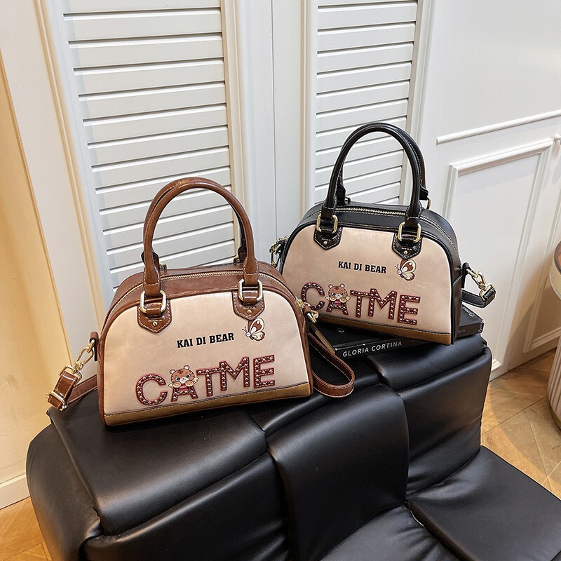 2025 New Style Hello Kitty Bear Bag, Color-Blocking Handbag, Stylish Shoulder Bag, Crossbody Bag, Women's Bag Factory