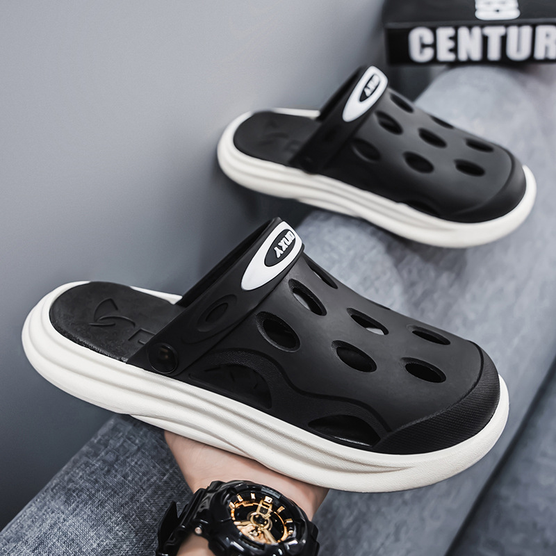 Zapatos de verano para hombres, zapatillas de bolsillo ligeras y medias, 2025 nuevas zapatillas de playa antideslizantes para hombres.