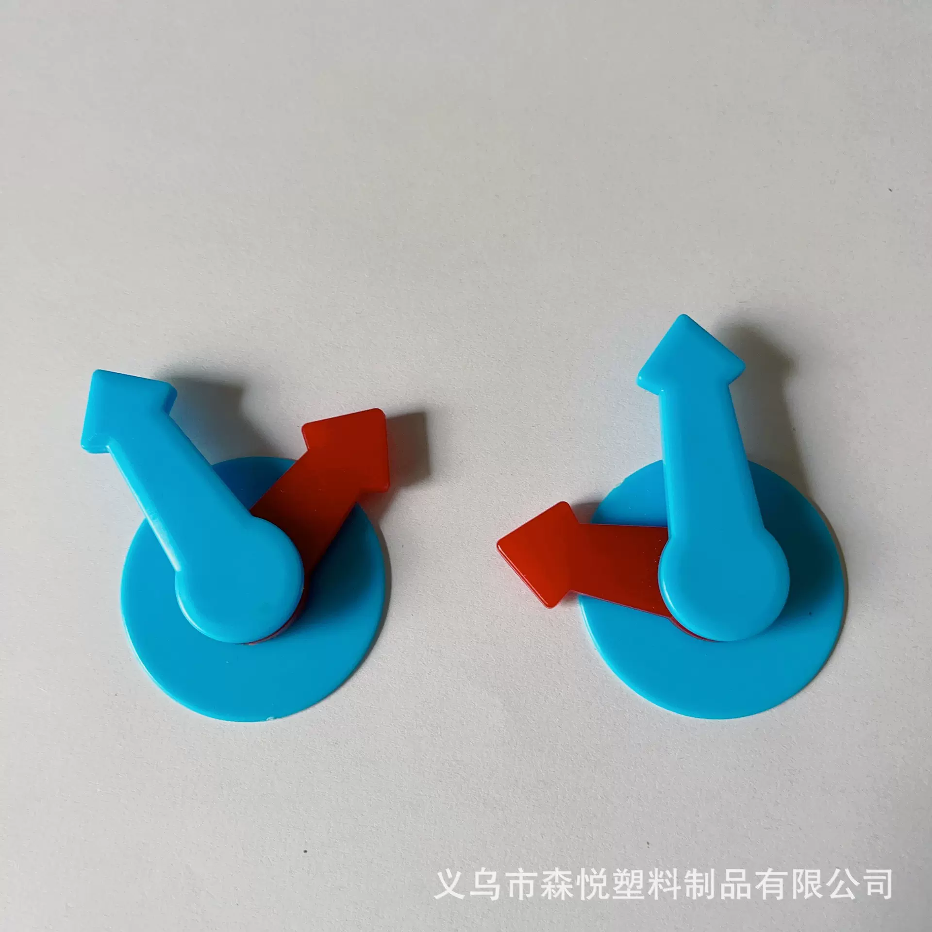 源头工厂塑料圆形桌面游戏钟表时针分针联动指针