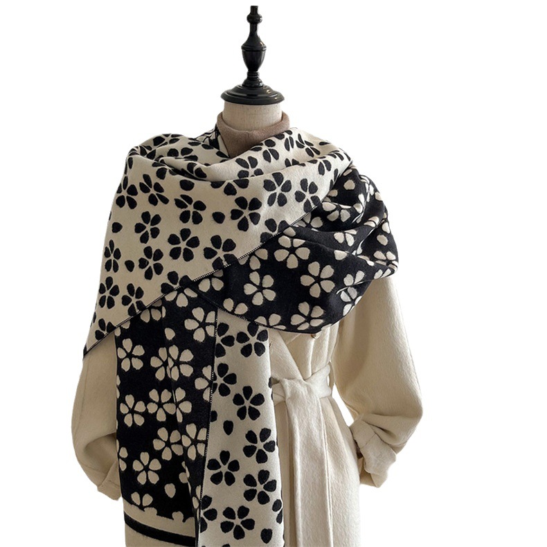 Damen 2023 Neue koreanische Ausgabe Vielseitiger modischer schwarz-weißer Kaschmir-Studentenschal mit warmem Winter_voghion.com