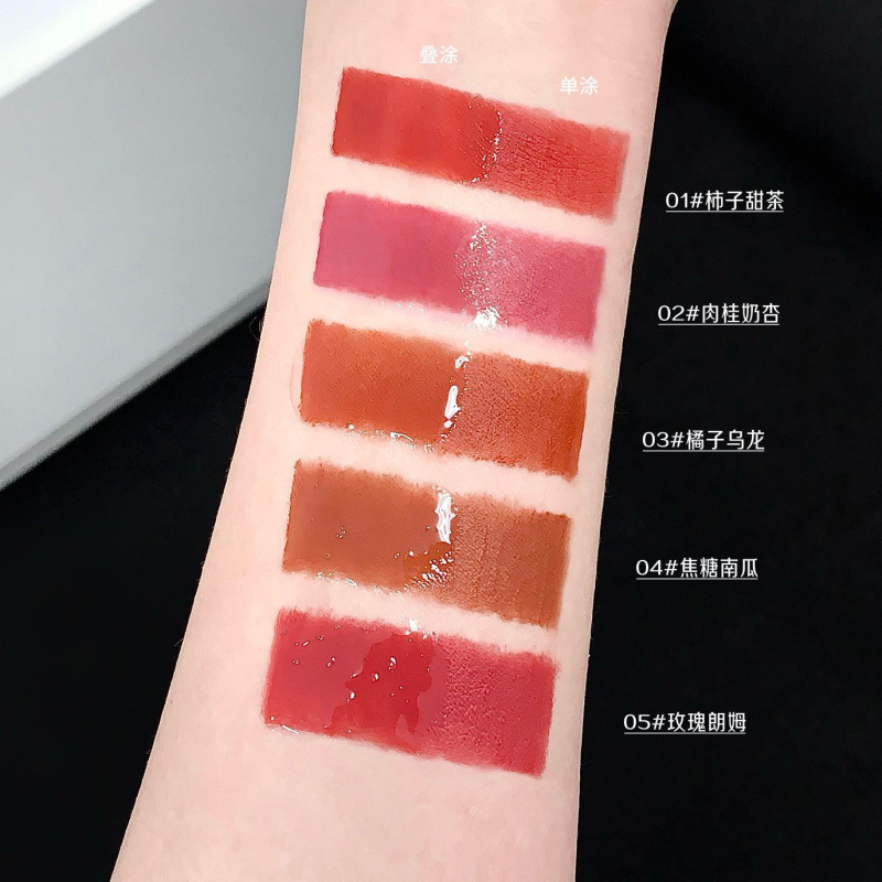 Kakashow fluye brillante doble cabeza labios brillante seda seda de desarrollo de color espejo transparente esmaltado doble efecto lápiz labial