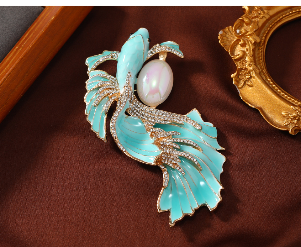 Unisex Gender Elegant Pin Carp Imitation Pearl Alloy Enamel Unisex Brooches