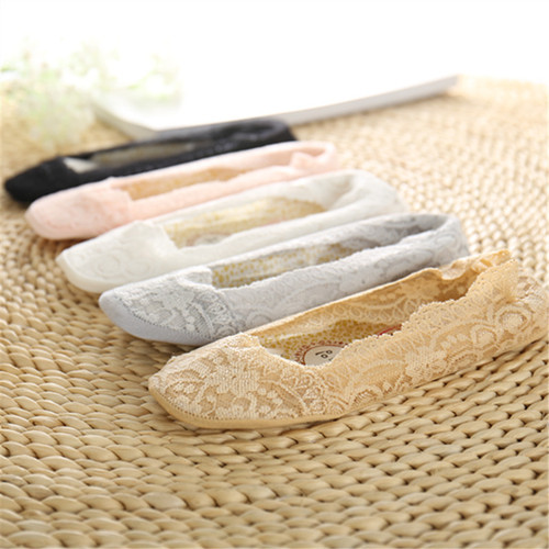 Summer lace boat socks for women silicone non-slip cotton bottom invisible socks women's socks thin Japanese style shallow mouth cotton socks wholesale
