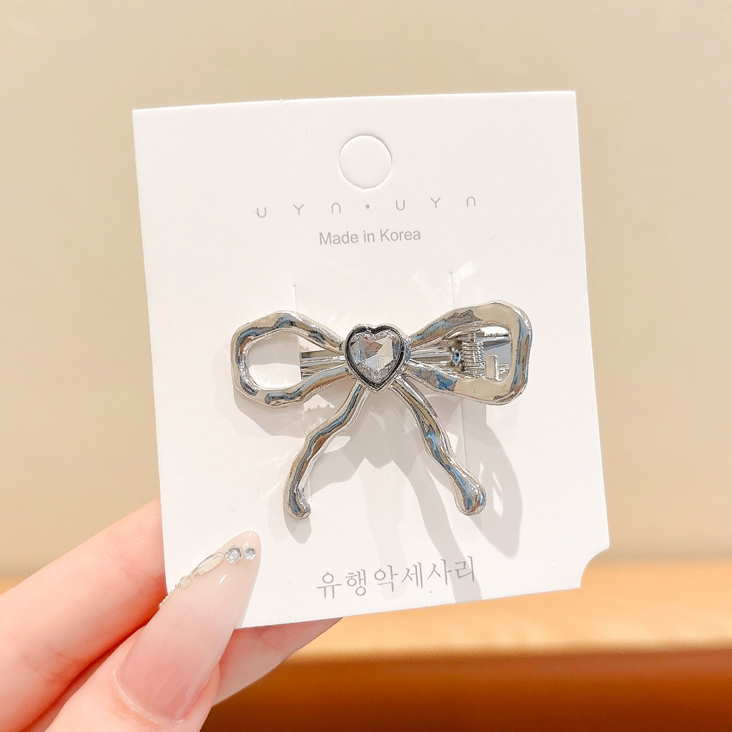 Clip de cabello de arco feminino frange clip lateral clip de boca de pato joyería de otoño 2025 nuevas joyerías al por mayor