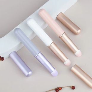 Mini Round Head Lip Brush with Lid Multifunctional Mini Makeup Brush Concealer Brush Portable Lipstick Lipstick Brush