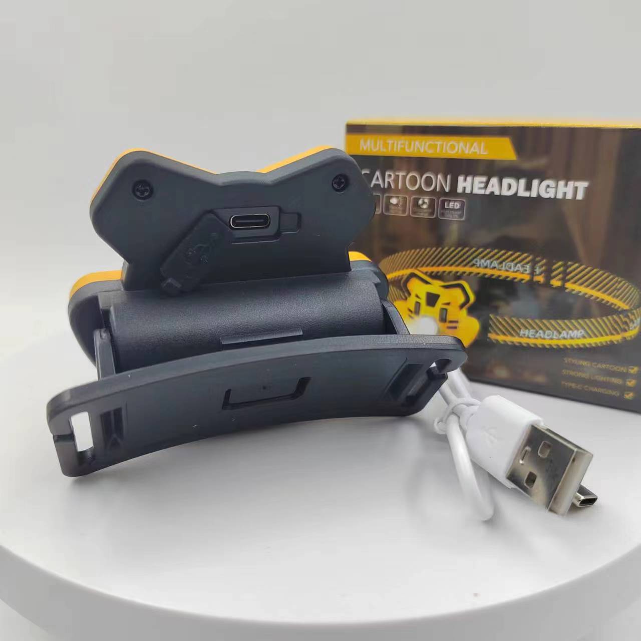 Transfronterizo nuevo faro creativo pequeño Tigre faro al aire libre fuerte luz de iluminación linterna recargable portátil al por mayor