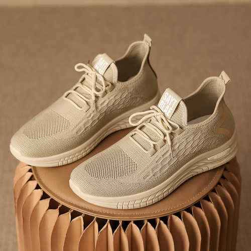 Men's Sports Shoes 2024 Spring New Breathable Flyweave Casual Lightweight Men's Running Shoes Foreign Trade Men's Shoes Wholesale