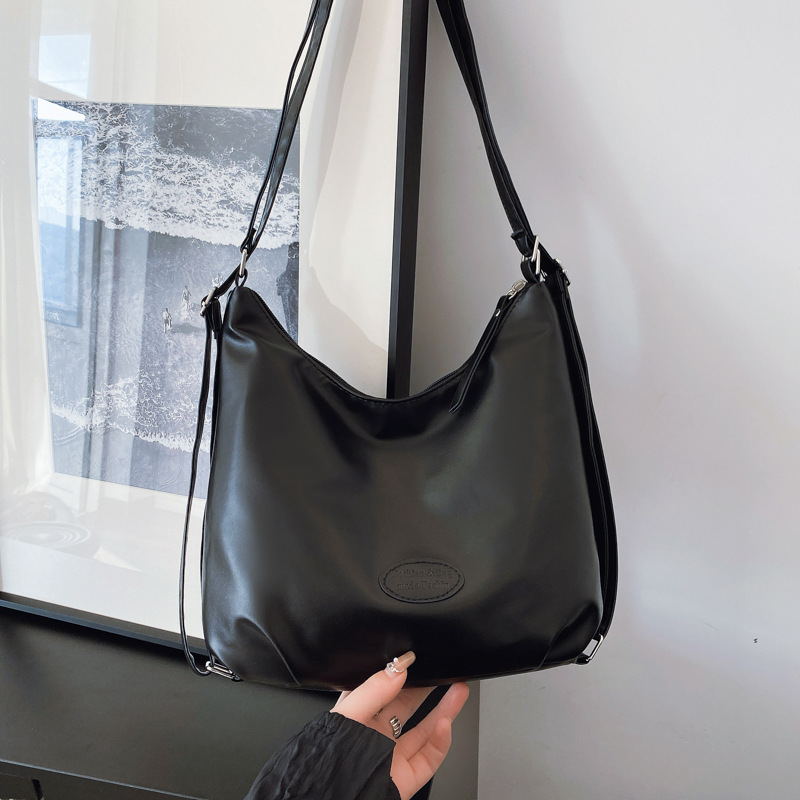 Bolsa de mujer coreana de gran capacidad bajo la axila 2024 retro nuevo otoño y invierno de hombro de moda versátil bolso de hombro