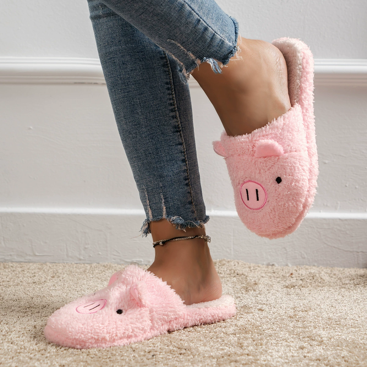 Домашние тапочки для мужчин и женщин, для дома и улицы, нескользящие, дезодорирующие, мягкие, с толстой подошвой, зимние, оптом со склада.